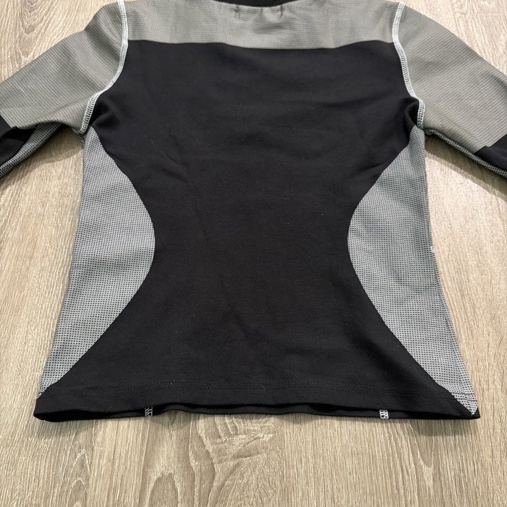 Maniere de Voir Women's Dark Grey And Black Top Active Wear Size 8 US - Picture 9 of 9